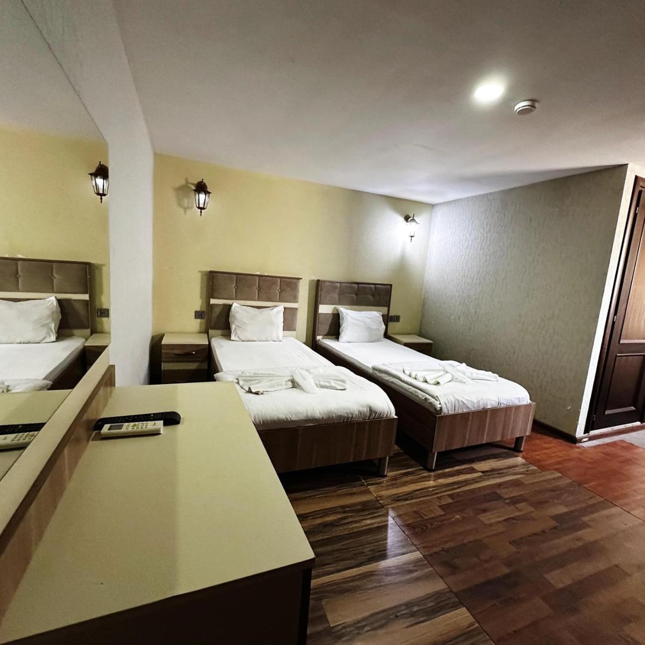 Avi Hotel Baku Luaran gambar