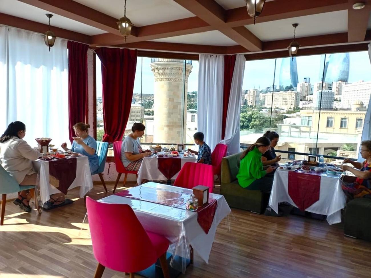 Avi Hotel Baku Luaran gambar